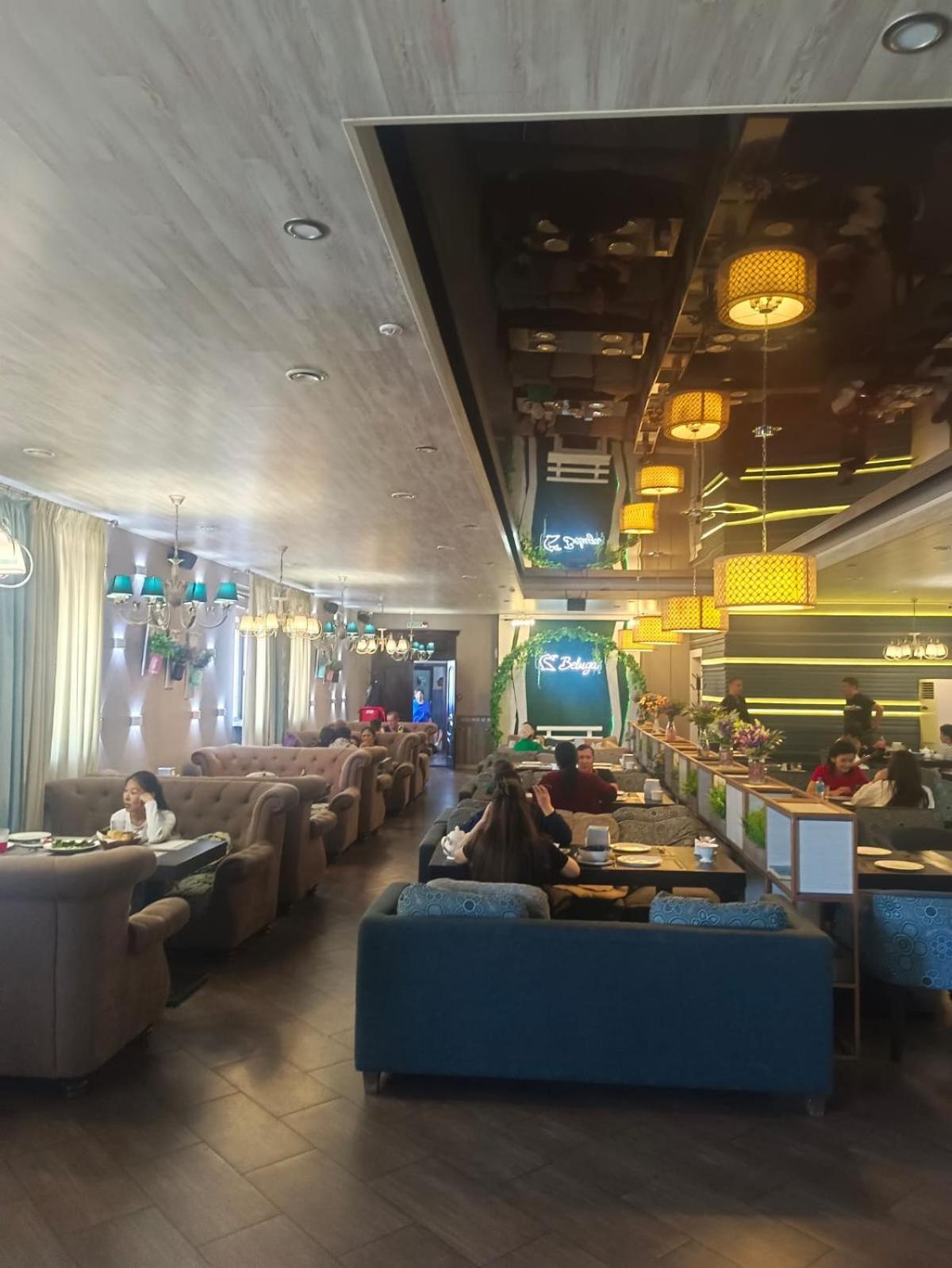 Tarlan Hotel Ακτάου Εξωτερικό φωτογραφία